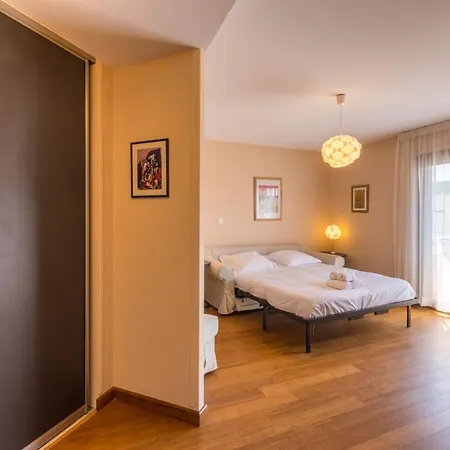 Carre Du Roi - Premiere Conciergerie Монпелье