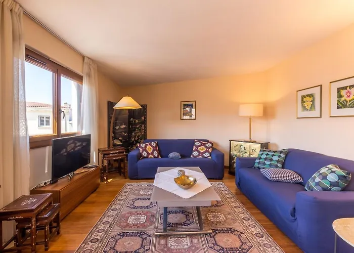 Carre Du Roi - Premiere Conciergerie *